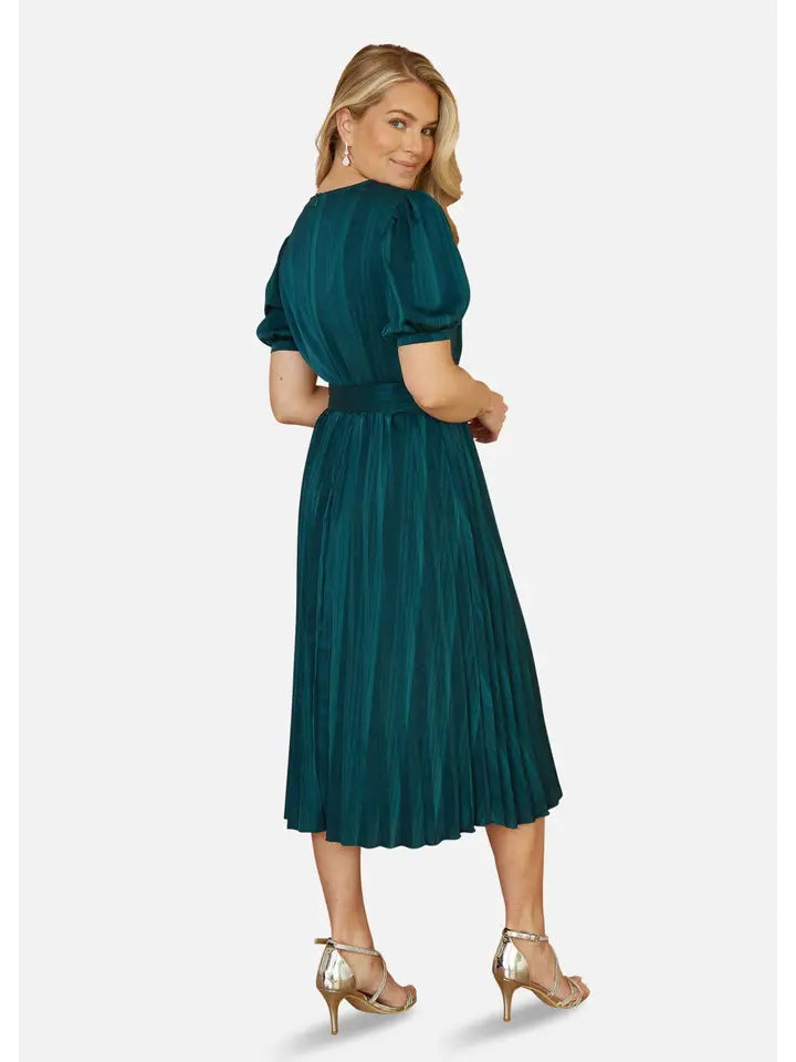 Yumi Green Satin Striped Midi Dress